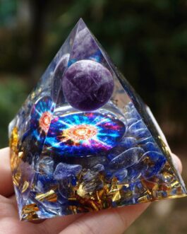 6cm Crystal Ball Pyramid