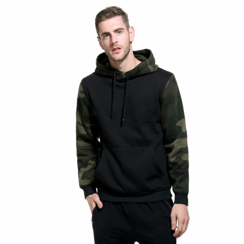 Men's Camouflage Hooded Pullover Sweatshirt - Image 5