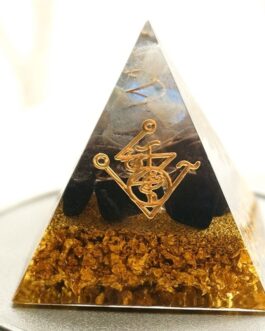 Strengthen Wealth Natural Crystal 4-5cm Energy Orgone Pyramid