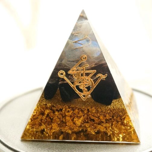 Strengthen Wealth Natural Crystal 4-5cm Energy Orgone Pyramid